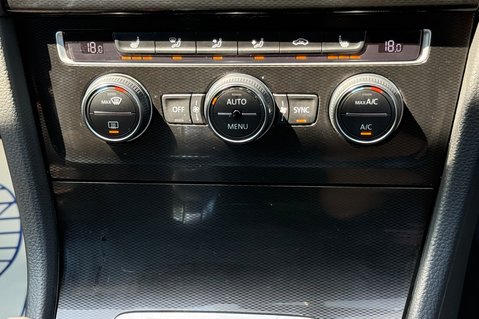 Volkswagen Golf GTI LAUNCH DSG - APPLE CAR PLAY - 2 OWNERS - 9 SERVICES RECORDED 32