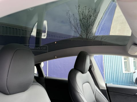 Tesla Model Y (Dual Motor) Long Range SUV 5dr Electric Auto 4WDE (384 bhp) 38