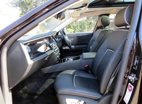 Rolls-Royce Ghost V-Spec 19