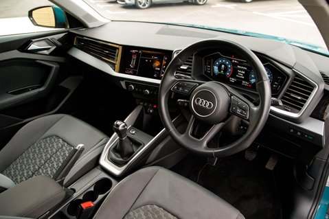 Audi A1 SPORTBACK TFSI SPORT 4