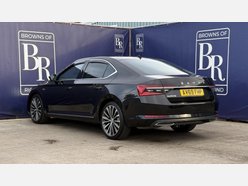 Skoda Superb 2.0 TSI Laurin & Klement Hatchback 5dr Petrol DSG Euro 6 (s/s) (190 ps) 6