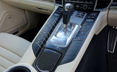 Porsche Panamera Turbo 3