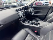 Jaguar XE GTDI PRESTIGE 11