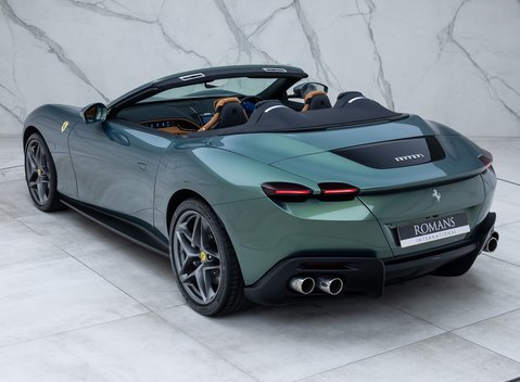 Ferrari Roma SPIDER 12