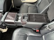 Land Rover Range Rover 4.4 SD V8 Autobiography SUV 5dr Diesel Auto 4WD Euro 6 (s/s) (339 ps) 15