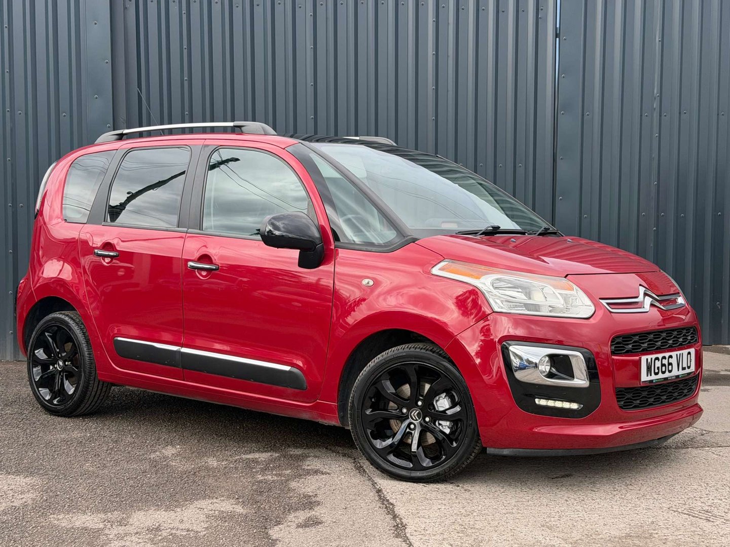 Citroen C3 Picasso dealer public-web source image