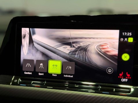 Volkswagen Golf 2.0 TSI R Hatchback 5dr Petrol DSG 4Motion Euro 6 (s/s) (320 ps) 52