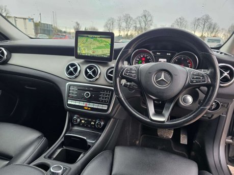 Mercedes-Benz GLA 2.1 GLA220d Sport (Executive) SUV 5dr Diesel 7G-DCT 4MATIC Euro 6 (s/s) (17 21