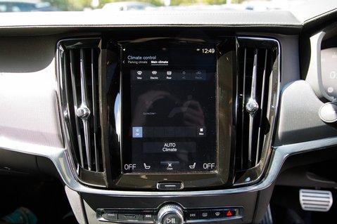 Volvo S90 RECHARGE T8 R-DESIGN AWD 27