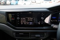 Volkswagen Polo LIFE TSI 23