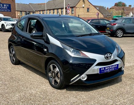Toyota Aygo 1.0 Aygo X-Clusiv VVT-I 3dr 4