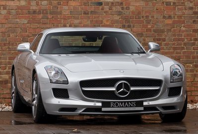 Mercedes-Benz SLS AMG
