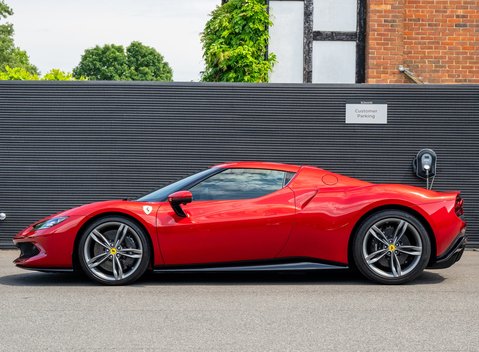 Ferrari 296 GTB 3