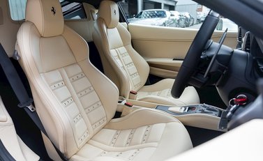 Ferrari 458 Italia 12