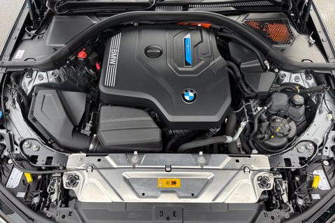 BMW 3 Series 330E M SPORT -VAT Q -DRIVING ASSISTANT PRO -PAN ROOF -H/K -M PRO PACK 75
