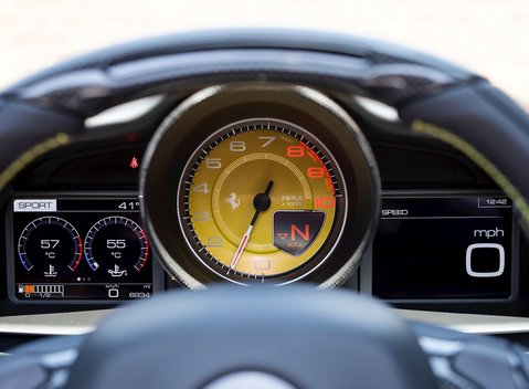 Ferrari 488 Spider 17