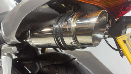 Honda VFR 2001 VTEC ONLY 19K NEW MOT SERVICED SPORTS EXHAUST 800CC 8
