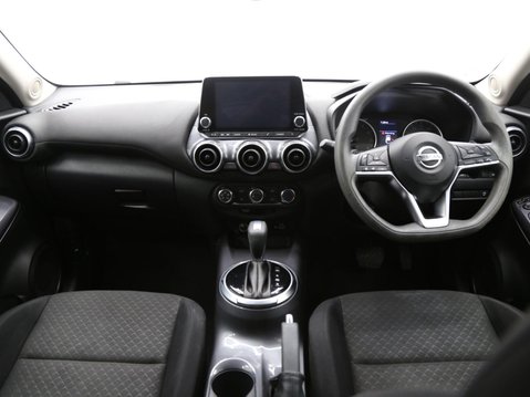 Nissan Juke 1.0 DIG-T Acenta DCT Auto Euro 6 (s/s) 5dr 9