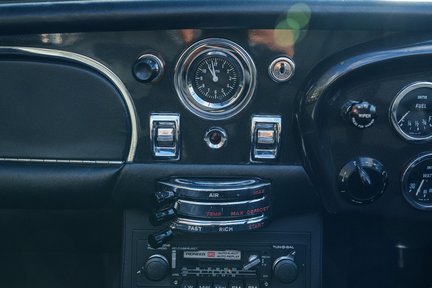 Aston Martin DB5 Convertible 20