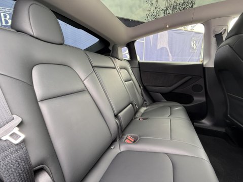 Tesla Model Y (Dual Motor) Long Range SUV 5dr Electric Auto 4WDE (384 bhp) 26