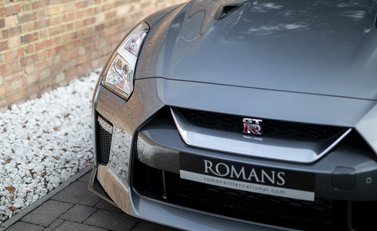 Nissan GT-R Prestige 22