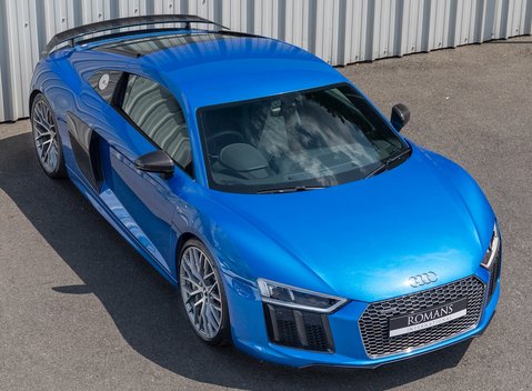 Audi R8 V10 Plus 8