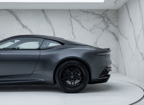 Aston Martin DBS Superleggera 47