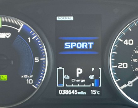 Mitsubishi Outlander 2.4 Outlander Design PHEV CVT 4WD 5dr 27