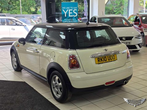 Mini Hatch 1.6 Cooper Steptronic Euro 4 3dr 6