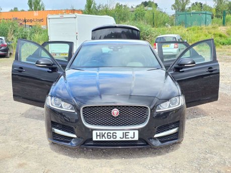 Jaguar XF 2.0d R-Sport Saloon 4dr Diesel Auto Euro 6 (s/s) (180 ps) 30