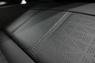 Land Rover Range Rover Evoque R-DYNAMIC HSE 17