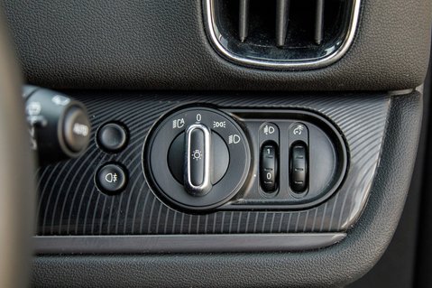 Mini Countryman COOPER D ALL4 EXCLUSIVE 16