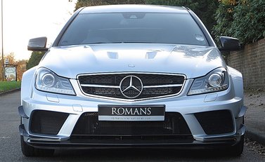 Mercedes-Benz C Class C63 AMG Black Series 2