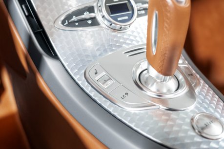 Bugatti Veyron GRAND SPORT. FRESH SERVICE. EX BUGATTI DISPLAY CAR. OUTSTANDING PROVENANCE 69