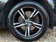 Volvo XC60 2.0 T5 R-Design Auto AWD Euro 6 (s/s) 5dr 42