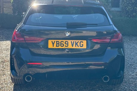 BMW 1 Series 118D M SPORT 21