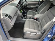 Volkswagen Touran SE TDI 11