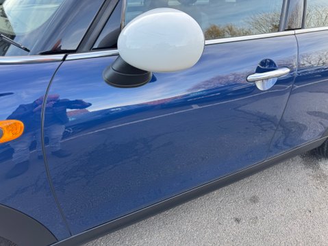 Mini Hatch COOPER 33