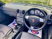 Porsche Boxster 3.2 987 S 2dr 19