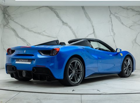 Ferrari 488 SPIDER 9