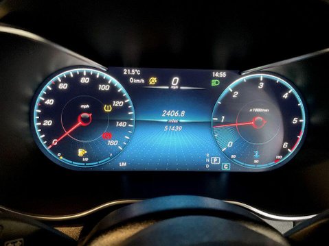 Mercedes-Benz GLC 2.0 GLC300d AMG Line (Premium) SUV 5dr Diesel G-Tronic+ 4MATIC Euro 6 (s/s) 14