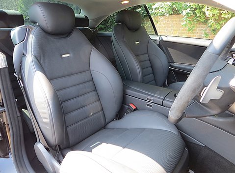 Mercedes-Benz CL AMG 9