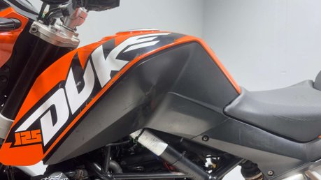 KTM Duke 2014 29K RUNNING PROJECT BIKE SUPERMOTO NAKED BIKE 125CC 15BHP 29
