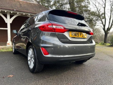 Ford Fiesta TITANIUM 4