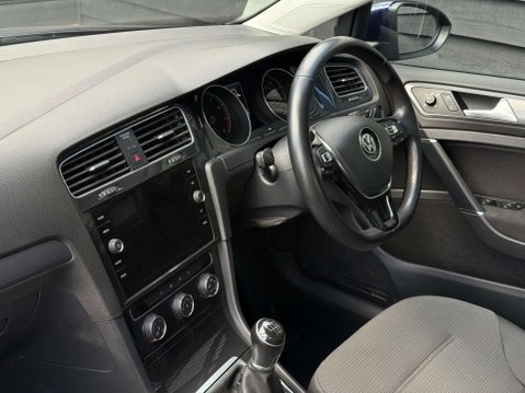 Volkswagen Golf 1.0 Golf SE Nav TSi 5dr 34