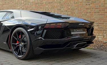 Lamborghini Aventador LP 700-4 Pirelli Edition 8