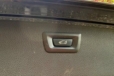 BMW 3 Series 320I XDRIVE M SPORT TOURING 31