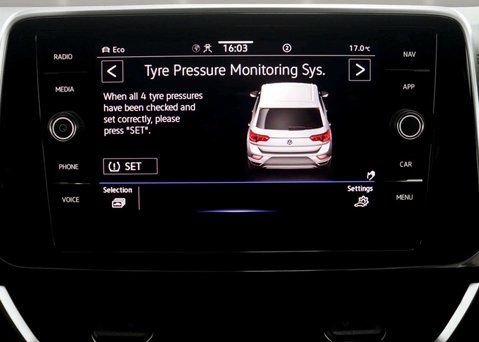 Volkswagen T-Roc 1.5 T-Roc R-Line TSI Semi-Auto 5dr 27