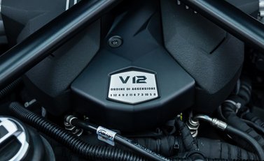 Lamborghini Aventador S LP 740-4 ROADSTER 45