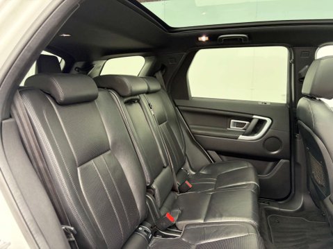 Land Rover Discovery Sport 2.0 Discovery Sport Black HSE TD4 Auto 4WD 5dr 27
